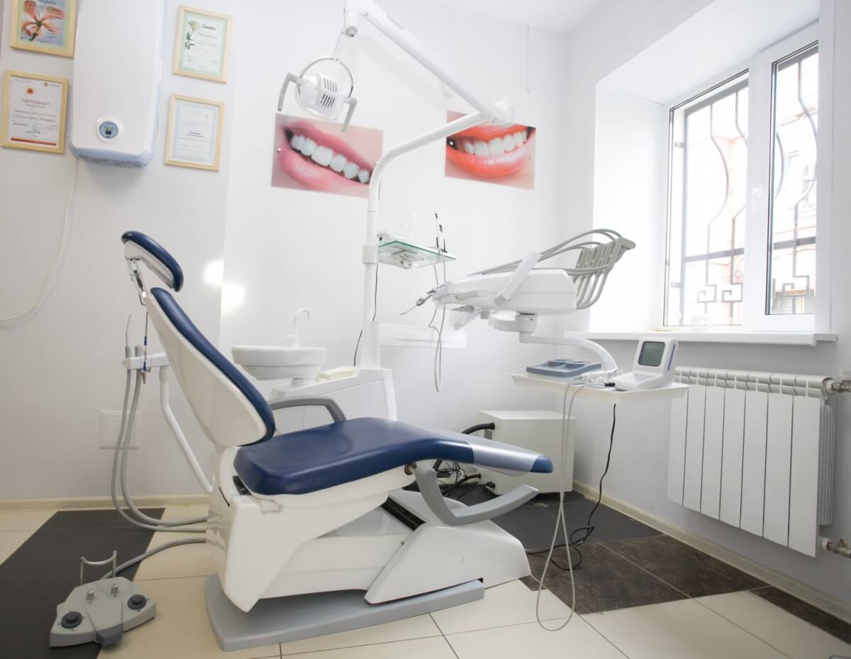 Лечение зубов. Оборудование в стоматологии Денталия